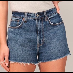 Abercrombie Curve Love High Rise Mom Shorts